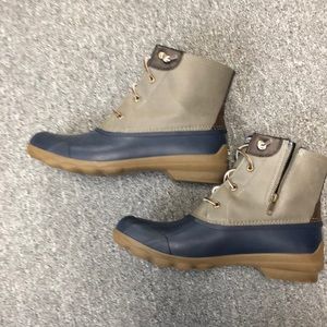 Sperry “saltwater” women’s lace up Boot
